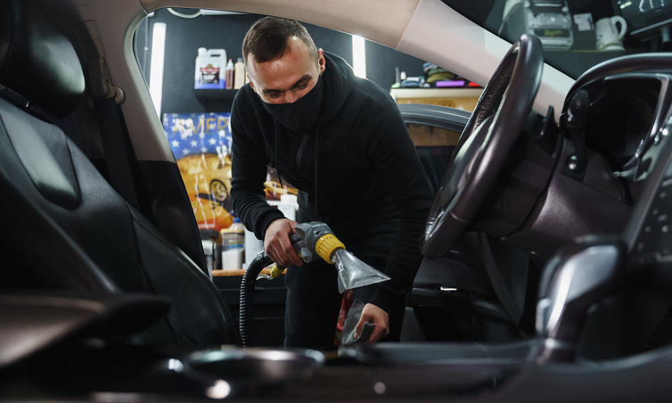 Earn 25000aed monthly Strategic Investment Opportunity Established UAE Car Styling Business 1