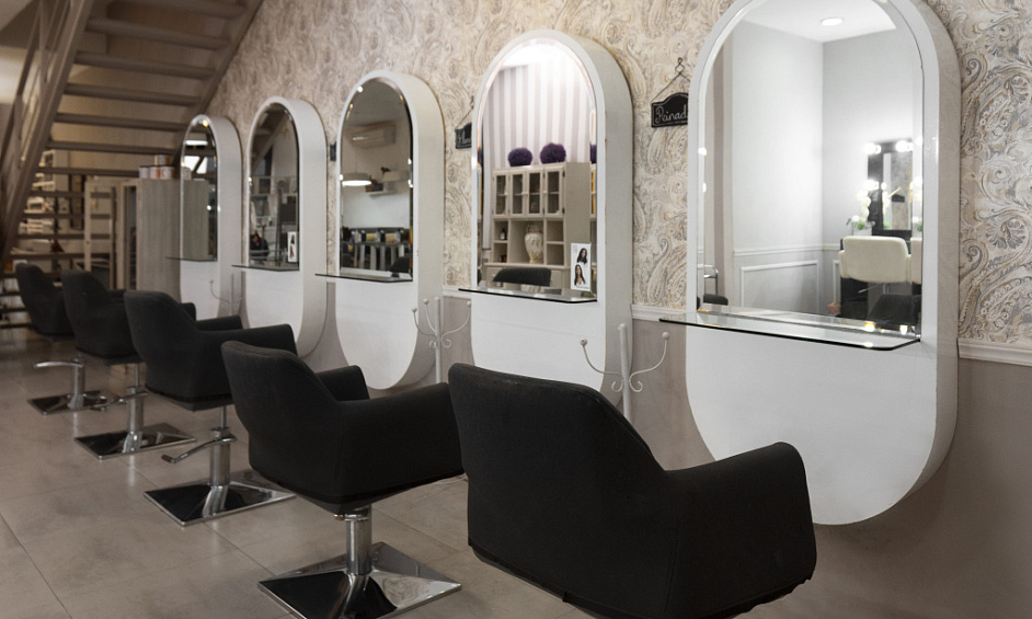 Luxury Beauty Salon for Sale | Fully Fitted | Azizi Riviera | AED 300K 1