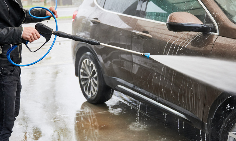 Mobile Car Wash Service with complete Accessories, Valid License and 3 Staffs for sale in Abudhabi 1
