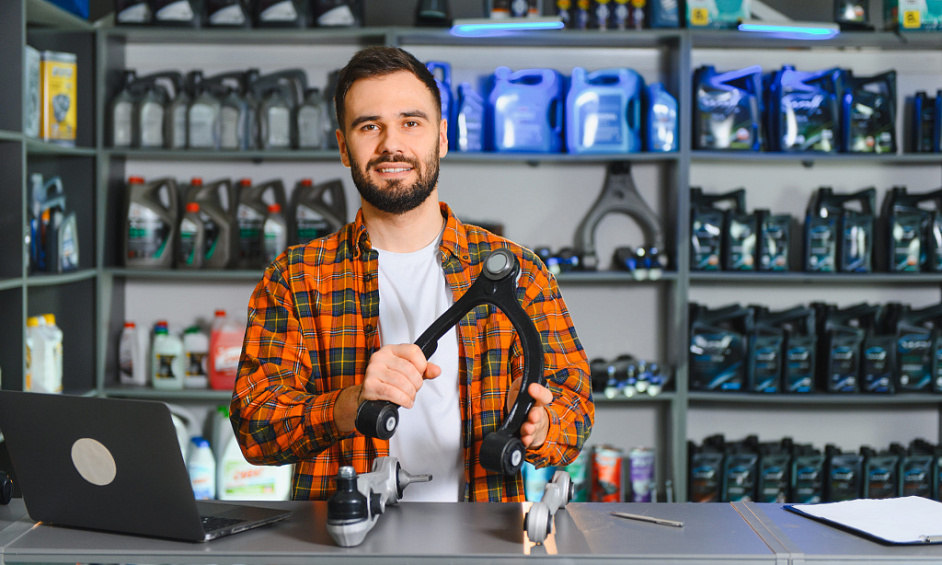 Auto Service And Accessories Shop In Dubai For Sale 1
