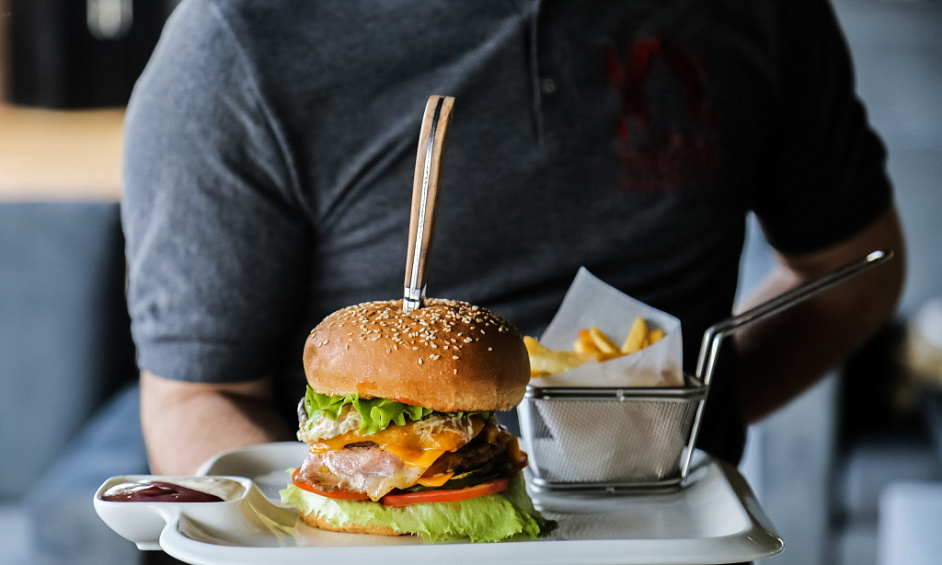 Seeking Investor for Established Burger Restaurant 1