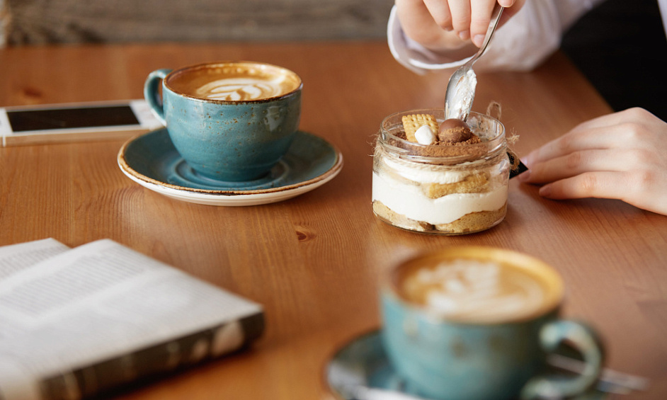 URGENT LOW PRICE - Profitable Wellness Cafe - prime location next to gyms and studios 1