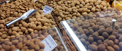 Chocolate Shops for sale in Bur Dubai 240708
