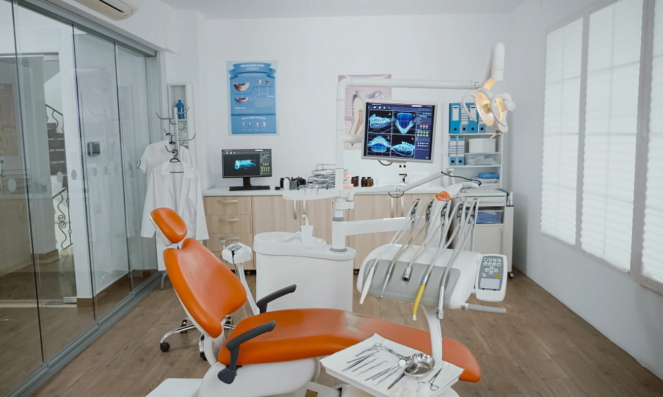 Dental Polyclinic In Jumeirah 3 For Sale 1 Dental Polyclinic In Jumeirah 3 For Sale 1