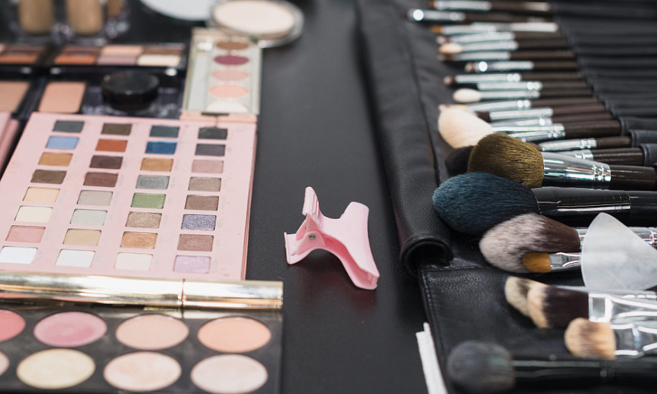 Lash And Makeup Speciality Salon - Dubai For Sale 1 Lash And Makeup Speciality Salon - Dubai For Sale 1