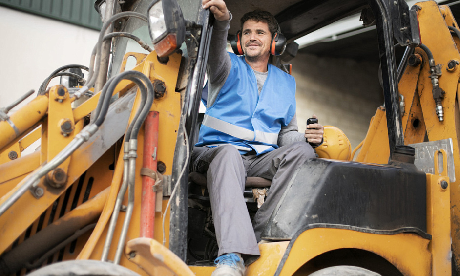 Heavy Machinery Repair Business - Ajman For Sale 1