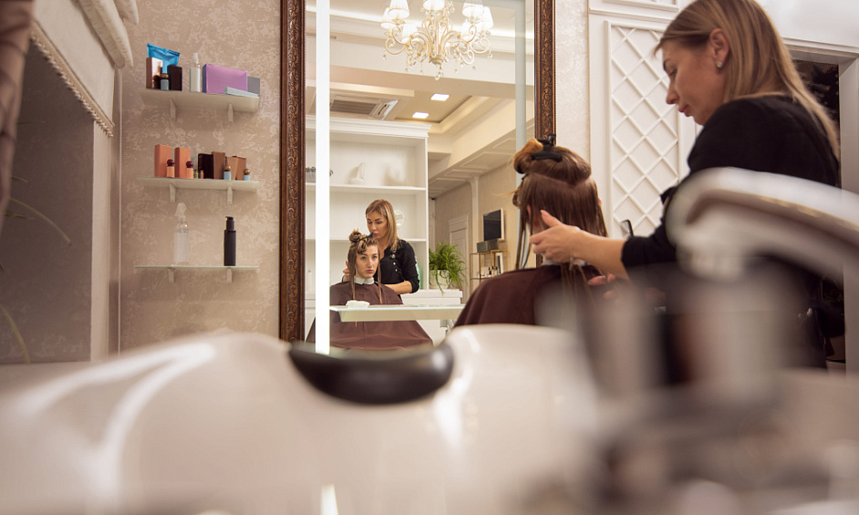 French Luxury Salon In Nad Al Sheba Dubai For Sale 1