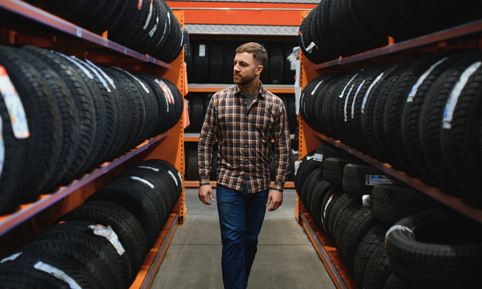 Profitable Auto Repair Tyre Shop for Sale - Umm Suqeim, Dubai 1