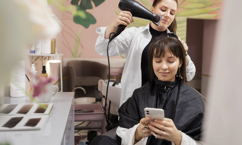 Profitable Ladies Salon In Al Jaddaf, Dubai For Sale 1 Profitable Ladies Salon In Al Jaddaf, Dubai For Sale 1