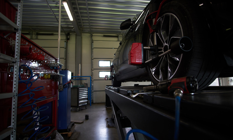 Luxury Auto Maintenance Garage - Sharjah For Sale 1