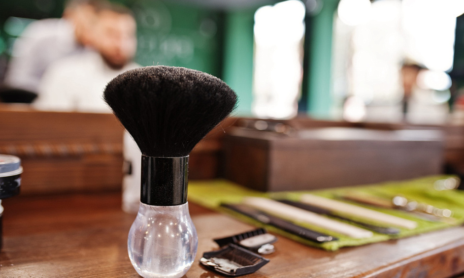 Black Oak Gents Salon for Sale in Dubai - Ready to Operate 1