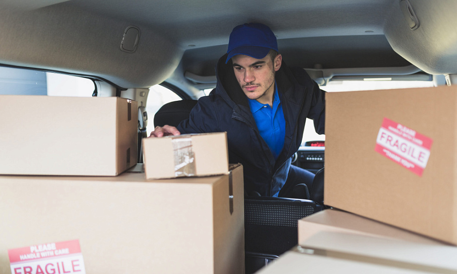 Busy Delivery Shipping Company In Dubai For Sale 1