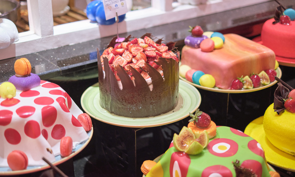 Customised cake shop for sale 1