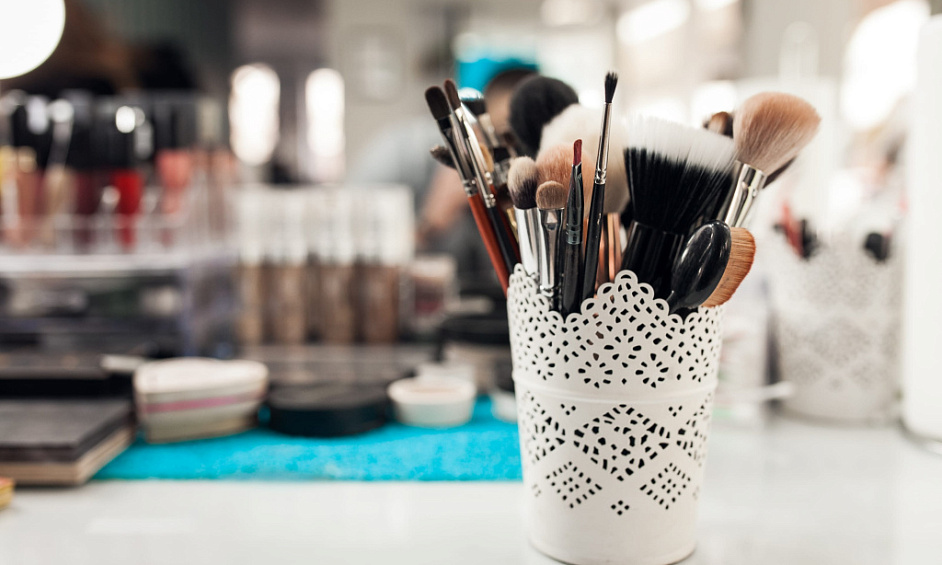 Elegant Beauty Salon - Al Ain Abu Dhabi For Sale 1